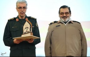 همایش تقدیر از پژوهشگران برتر سپاه