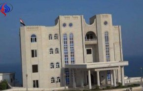 مجهولون يقصفون القصر الرئاسي في عدن