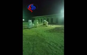 شاهد.. لحظة طيران ذبيحة في الهواء 