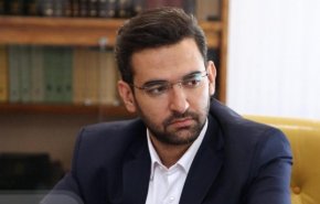 آذری جهرمی: قطع دائمی تلگرام صحت ندارد 