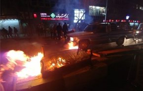 مردم ایران: میان اعتراض و اغتشاش تفاوت بگذارید
