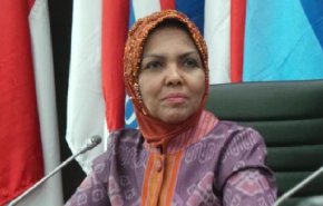 مسؤولة اندونيسية تدعو الي تعزيز العلاقات مع ايران