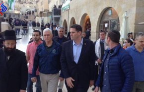 إضراب شامل بالقدس احتجاجا على زيارة بنس لساحة البراق

