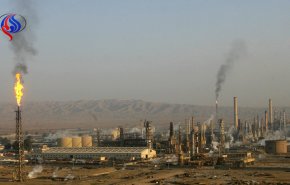 عراق 4 پالایشگاه نفتی احداث می کند
