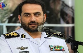 امیر اسماعیلی: دست دادن و لبخند زدن به دشمن در کشور شهیدان معنا ندارد
