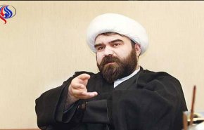 نوه امام: هرکس پیرو آیت الله خامنه‌ای نباشد، پیرو امام نیست