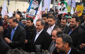  معاون اول رئیس جمهور در جمع راهپیمایان تهران حاضر شد
