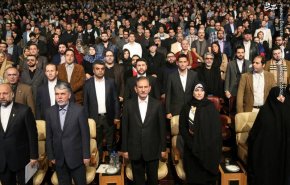 جهانگیری و همسرش در اختتامیه جشنواره فجر + تصاویر