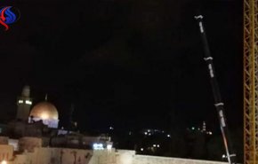 رافعة بناء ضخمة في ساحة البراق