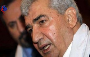 في قرار مفاجئ... رئيس الائتلاف السوري المعارض يعلن استقالته