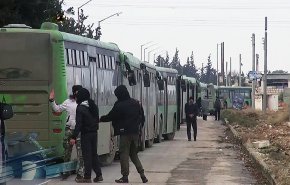 بعيدا عن الاضواء؛خروج مسلحين من حي القدم الى ادلب