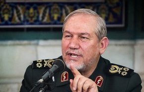 ارتش و سپاه بایستی روز به روز قوی‌تر شود/ عربستان ظرفیت ایجاد تهدید علیه ایران ندارد