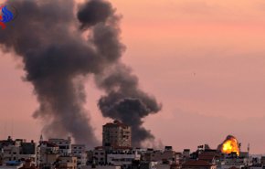 الاحتلال يشن 13 غارة على قطاع غزة
