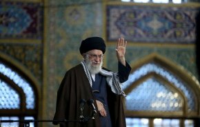 مردم و مسئولان با غیرت و تعصب از کالای ایرانی حمایت کنند