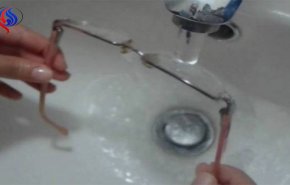 أفضل طريقة لتنظيف عدسات النظارة وإزالة كل ما يعلق بها دون خدشها
