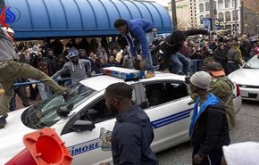 بالفيديو ...كاليفورنيا: حشد كبير في جنازة شاب أسود قتلته الشرطة 