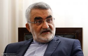 تلگرام بستر بخشی از تهدیدهای امنیتی و در چند کشور فیلتر است/ از فیلتر کردن تلگرام دفاع می کنم