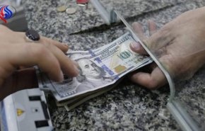 خبير: هذا هو سبب انخفاض سعر الدولار وقد يصل حتى.. !؟