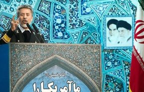 دریادار سیاری: برای ارتقاء توان دفاعی از کسی اجازه نمی‌گیریم
