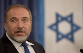لیبرمن: هیچ‌کس در غزه بی‌گناه نیست/ ترامپ برای خروج از سوریه با ما مشورت نکرد