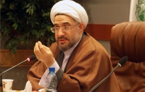 آیت‌الله اراکی: شیعه‌ای که به تفرقه‌افکنی می‌پردازد 