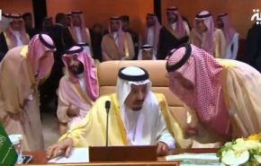 شاه سعودی: خواهان دست یابی به راه حل سیاسی در یمن هستیم!/ خواستار مقابله با رفتار ایران در منطقه هستیم
