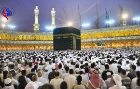 رفتار گستاخانه پلیس عربستان با یک عمره گزار زن + فیلم