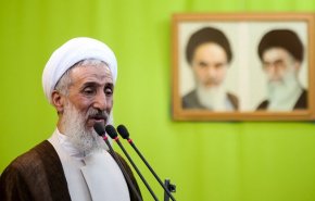 خطيب جمعة طهران: مرتكبو العدوان الثلاثي على سوريا يسفرون عن وحشيتهم كل يوم