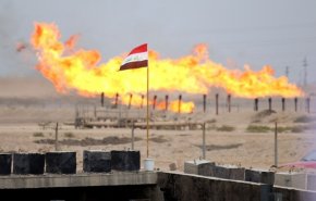 العراق يتوقع تلقي عروض امتيازات التنقيب عن النفط 
