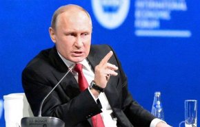 پوتین: برخی کشورها در راستای منافع تروریست‌ها کار می‌کنند