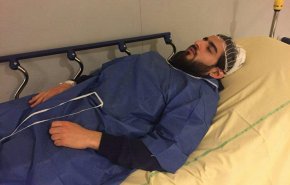 عکس/ تصویربردار خبرگزاری صدا و سیما در فرانسه که بر اثر خشونت پلیس این کشور مجروح شده بود
