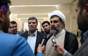 رئيس محكمة الثورة يتفقد مكان هجوم 