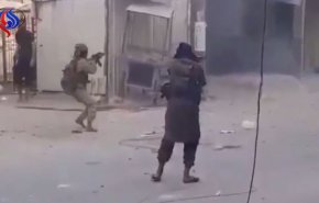 شاهد كيف اشتعلت المعارك بين مسلحي إدلب عند وصول 