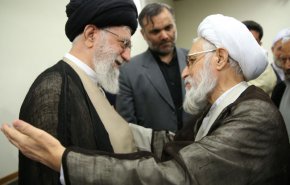 رهبر معظم انقلاب درگذشتِ امام جمعه شیراز را تسلیت گفتند