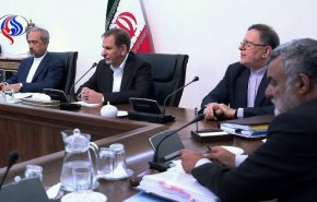جهانگیری: هیچ نگرانی برای تامین ارز مورد نیاز وجود ندارد