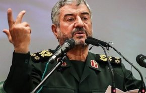 فرمانده سپاه: برجام بجای ممانعت از تحریم‌، بستری برای نهادینه سازی تحریم‌ها شد 