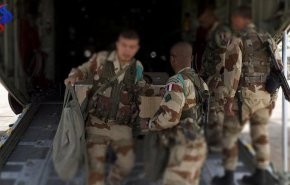 دير الزور.. مجزرة بنيران فرنسية.. وحصار على هجين