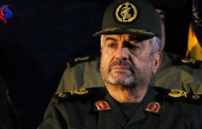 دانشنامه جامع شهدا توسط سرلشکر جعفری افتتاح شد