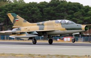 یک فروند جنگنده F-7 ارتش در اصفهان سقوط کرد/ خلبانان سالم هستند
