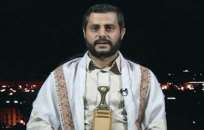 عضو انصار الله یمن از داخل فرودگاه حدیده، ادعای متجاوزان به یمن را تکذیب کرد/ با مقاومت سرتاسر یمن را حفظ می کنیم