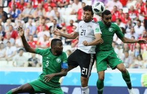 عربستان با پیروزی جام را ترک کرد/ پایان کار صلاح با 2 گل و بدون امتیاز