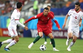 هكذا اشاد قائد الثورة باداء المنتخب الوطني لكرة القدم