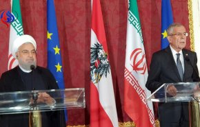 تصمیم آمریکا به زیان همگان است/ اگرمنافع ایران تضمین شود برجام را ادامه می دهیم