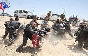 ضرب و شتم و خلع حجاب زنان فلسطینی در قدس اشغالی