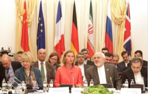 اتحادیه اروپا: حفظ کانال‌های بانکی و ادامه فروش نفت ایران، در اولویت است
