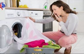 3 حيل لإزالة بقع الزيت عن الملابس والأثاث!