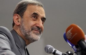 ولایتی برای ارائه پیام امام خامنه‌ای و رئیس جمهور به پوتین فردا عازم مسکو می‌شود