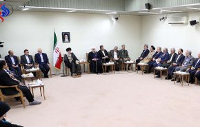 ايران.. تخطي المشاكل الاقتصادية بالتلاحم والاعتماد على الذات