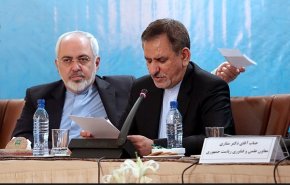 حضور جهانگیری و مسئولان اقتصادی دولت در سمینار سفرا
