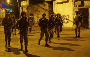 بازداشت 14 فلسطینی در کرانه باختری رود اردن
